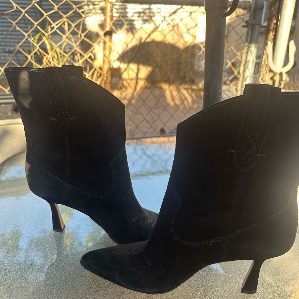 Sam Edelman Moe Spoon Black Suede Booties 7M NWOB - Picture 6 of 12